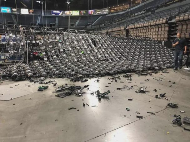 0,000 video wall fell down today in Vegas 0,000 video wall fell down today in Vegas