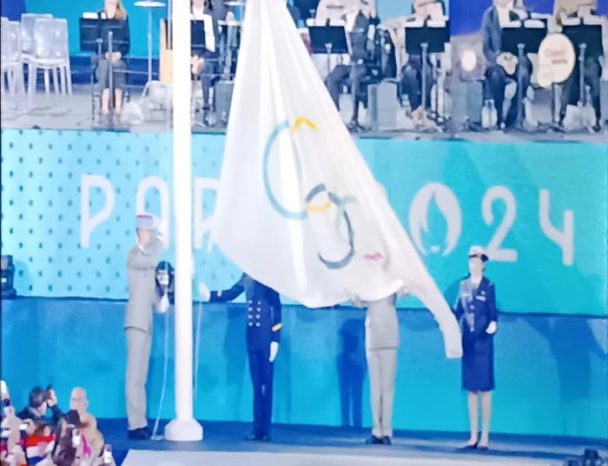 They actually hoisted the olympic flag upside-down… is this some form of protest or is humanity evolving backwards? They actually hoisted the olympic flag upside-down… is this some form of protest or is humanity evolving backwards?