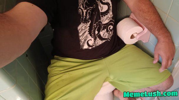 Visiting grandma’s house and it’s almost impossible to use this toilet Visiting grandma’s house and it’s almost impossible to use this toilet