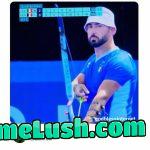 Eminem getting ready to shoot Benzino