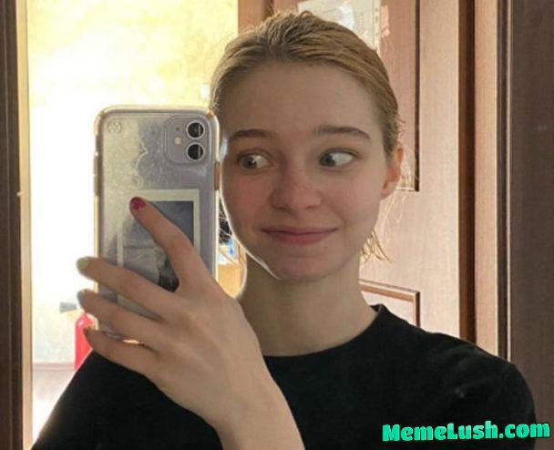 Emma Myers, 22 years old. The real queen of 9gag, came to replace Emma Watson Emma Myers, 22 years old. The real queen of 9gag, came to replace Emma Watson