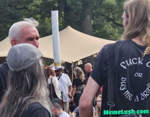 This dude won castlefest with his costume. Can you name his character? This dude won castlefest with his costume. Can you name his character?