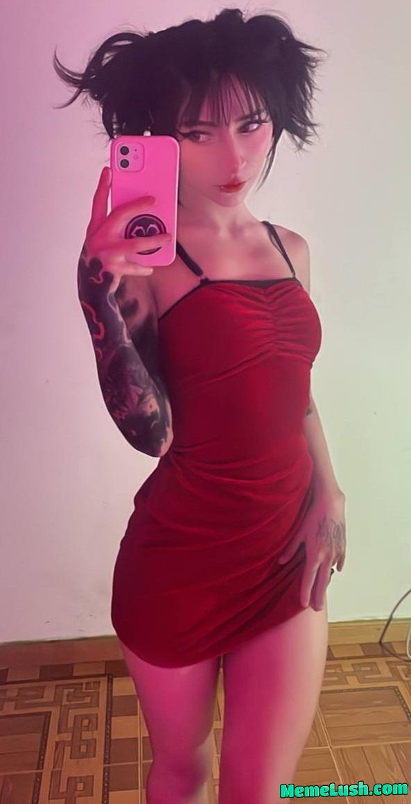 Is red a good color on me? π Is red a good color on me? π