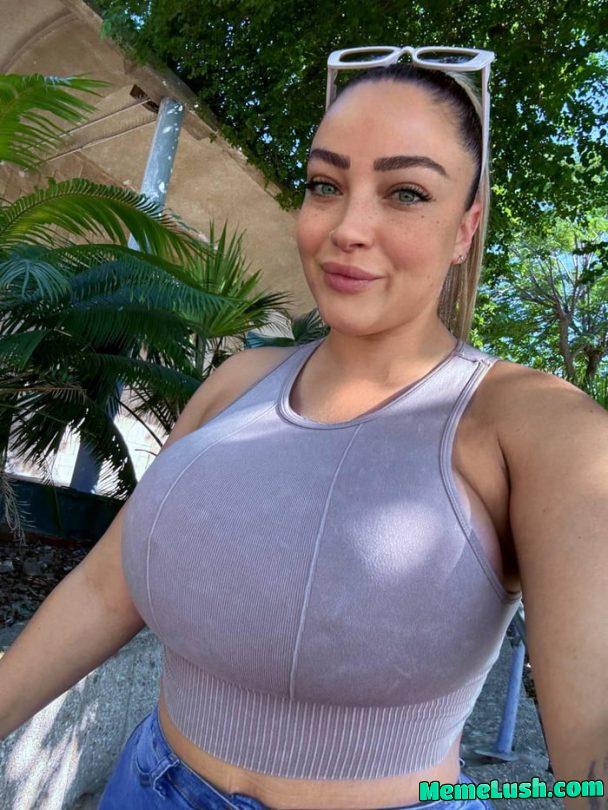 TOOOOOOO BUSTYYYYY TO HIDEEEEEEE TOOOOOOO BUSTYYYYY TO HIDEEEEEEE