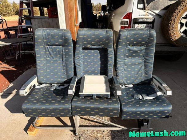 Hello everyone, I recently acquired a set of aircraft seats and I’m trying to figure out what airline they came from. Any info would be great thank you.