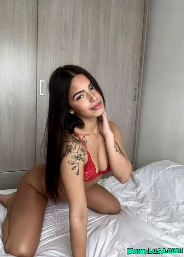 Eighteen and still never kissed a guy beforeβ¦ Eighteen and still never kissed a guy beforeβ¦