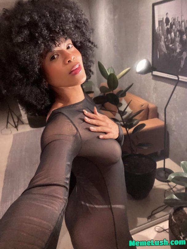 How good it feels to wear such an attractive dress