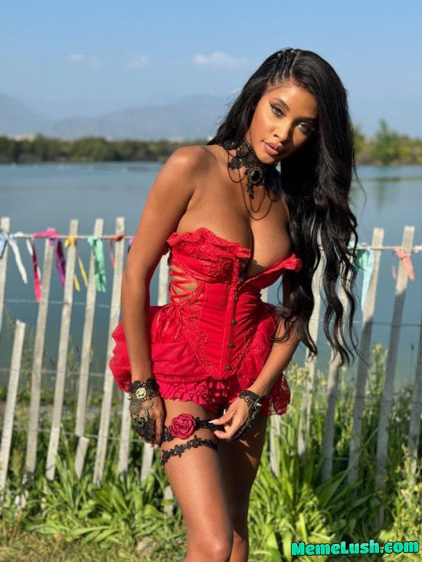 Are those roses for me?