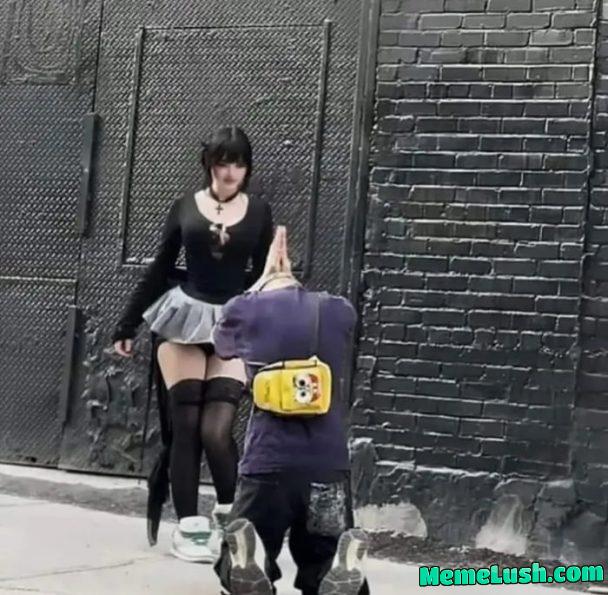 Praying to the goth gods Praying to the goth gods