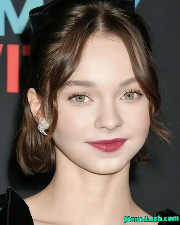 Emma myers 22 Emma myers 22